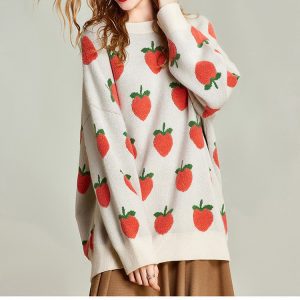 Women's autumn&winter round neck sweater with peach pattern silhouette knitted sweater