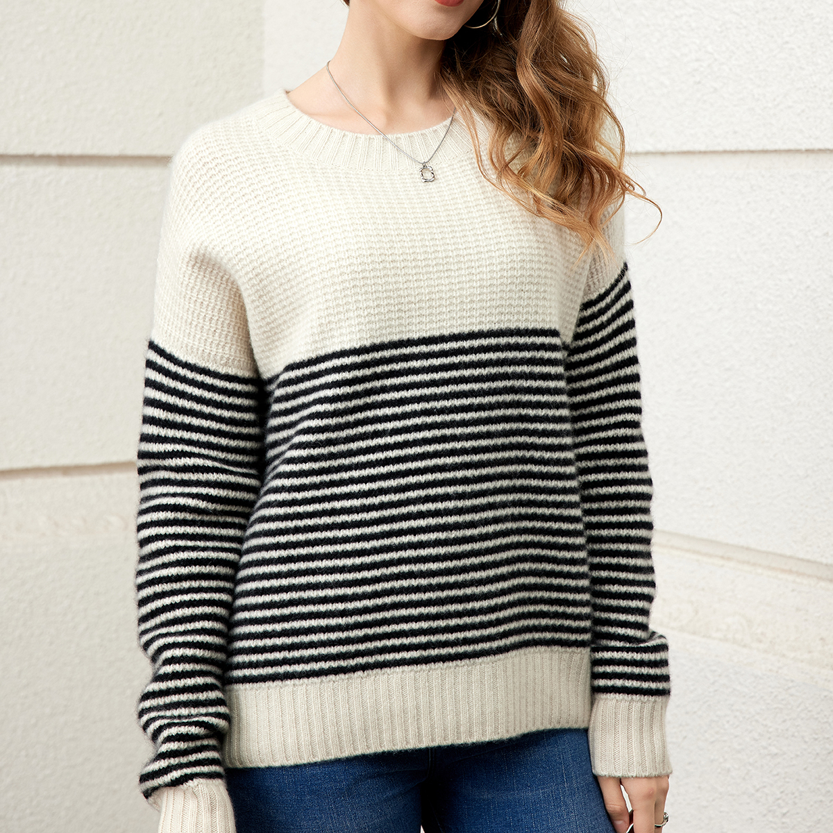 Leisure 100% cashmere black and white striped long sleeve sweater for ladies - Image 2